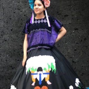 Mexican woman’s skirt black 35 inches long Frida.